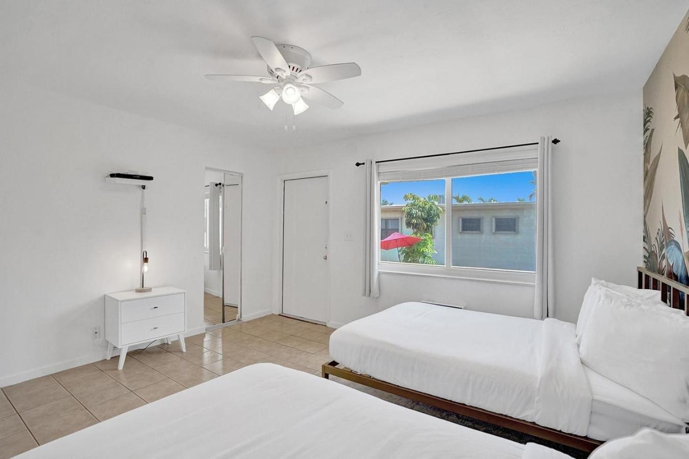 Walk To Dania Beach Christmas Getaway Pool Exterior foto